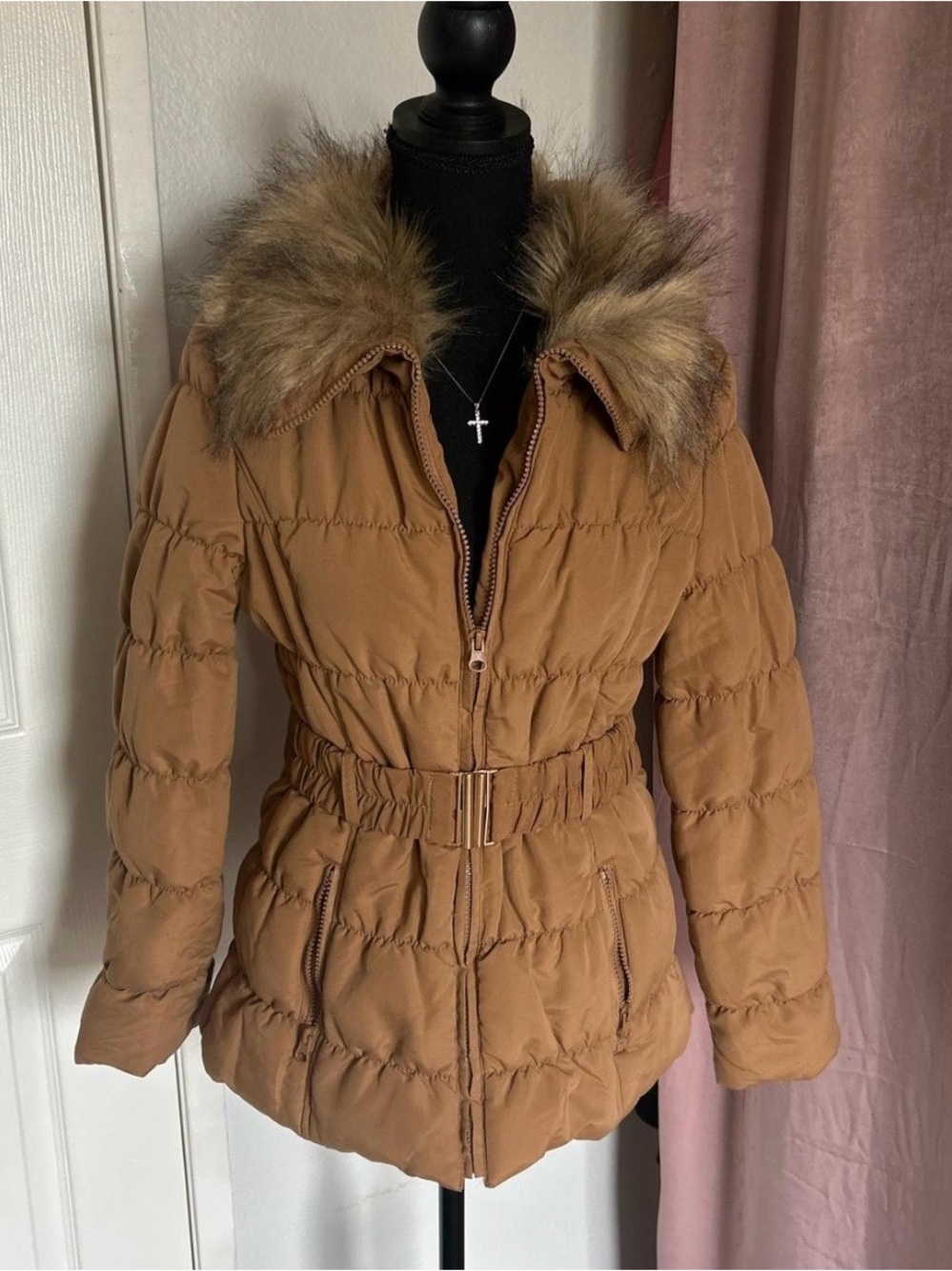 Women's Faux-Fur Trim Belted Puffer Jacket - Camel
